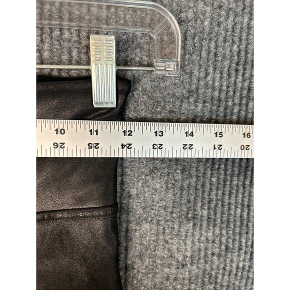 Spanx Women's Leggings Sz Small Petite Black Faux Leather Ankle Pull-On Stretch - Picture 3 of 8
